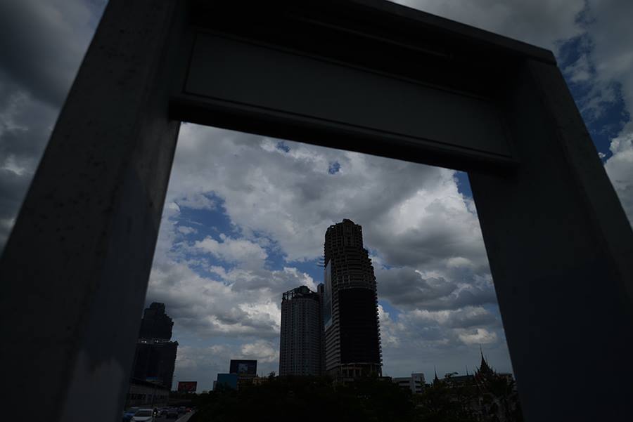 สาธร ยูนิค